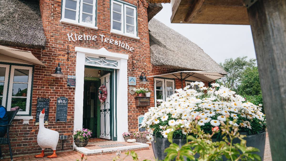 Parkplatz Rave in Die Kleine Teestube, Westerhörn 2, 25980 Sylt, Keitum