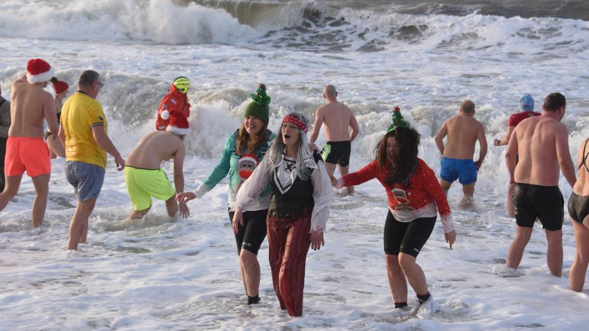 40. Weihnachtsbaden in Promenade, Haupttreppe, Promenade, 25980 Sylt, Westerland