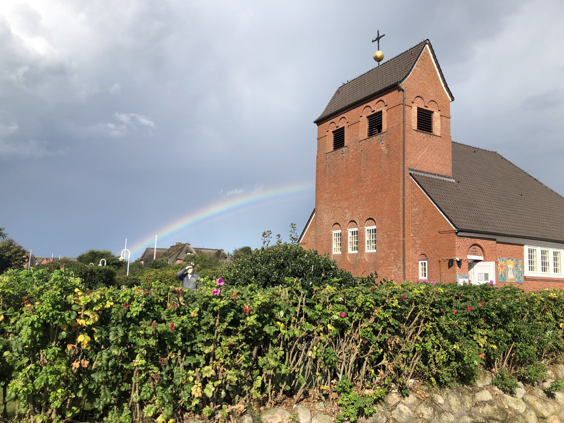 Gottesdienst mit Abendmahl am 9. Sonntag nach Trinitatis mit Pastor Rainer Chinnow in Friesenkapelle am Dorfteich, Bi Kiar 9, Wenningstedt-Braderup, 25996, Deutschland
